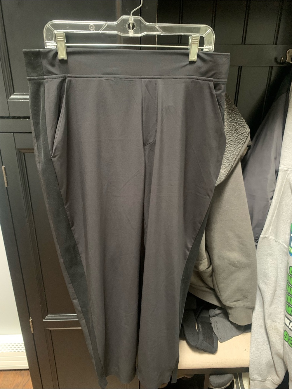 Athleta black Endless Pant size 14